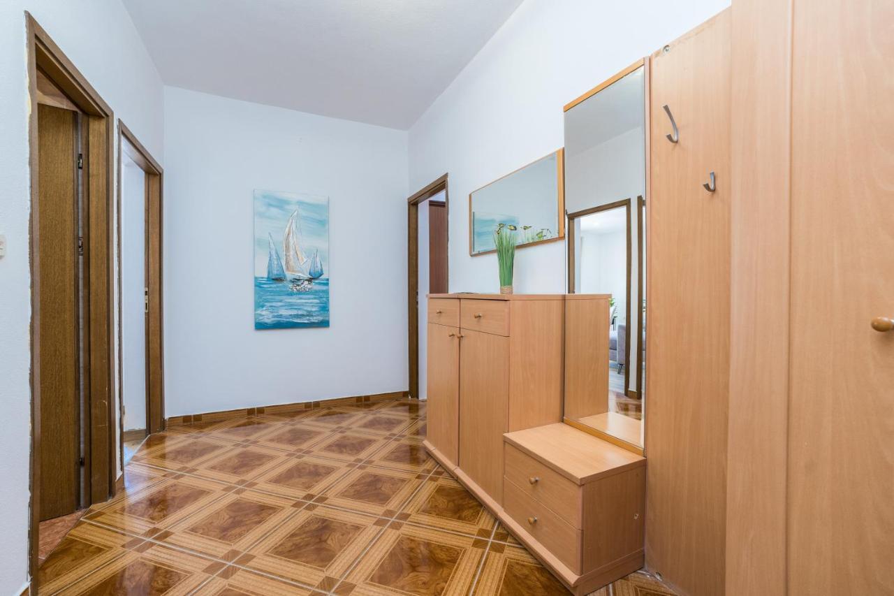 Apartments Marija Starigrad Exterior photo
